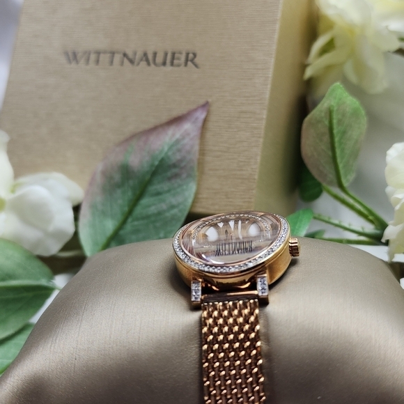 WITTNAUER WOMAN\'S DRESS WATCH main image 4